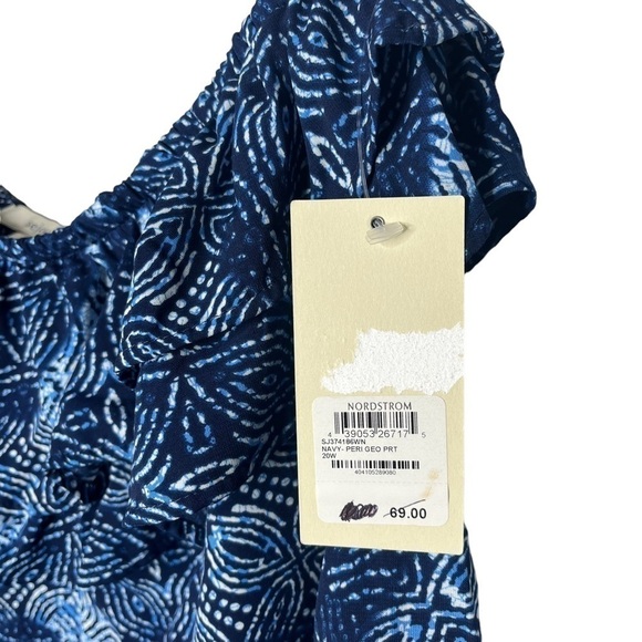 NWT Sejour Blue geometric Batik Off the Shoulder Ruffled Blouse Size 20W - Picture 5 of 5
